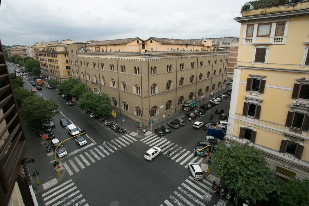 Apartment Near The Vatican ローマ エクステリア 写真